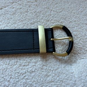 New Banana Republic black & gold classic leather belt XXL